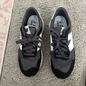 New Balance 237